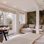 Landliebe Boutique-hotel & Restaurant Hotel *