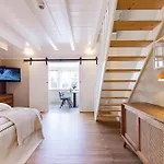 Landliebe Boutique-hotel & Restaurant Hotel *
