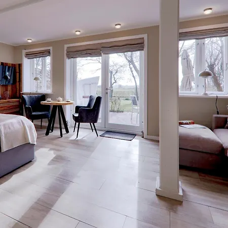 Ξενοδοχείο Landliebe Boutique-hotel & Restaurant *